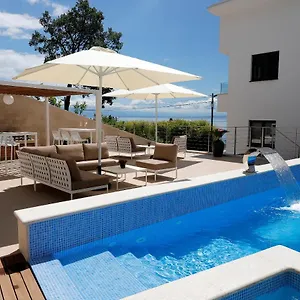 Modena Maris-heated Pool-grill-relax-jacuzzi Appartement