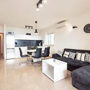Apartman Seaview Lea, Ičići